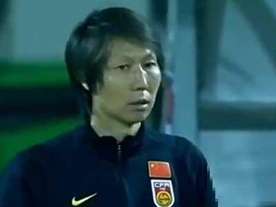 开场就吹!李铁10秒内吹8次刘海