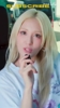 ?来看点养眼的吧！此前歌手Somi身穿小卡球衣为快船助威~